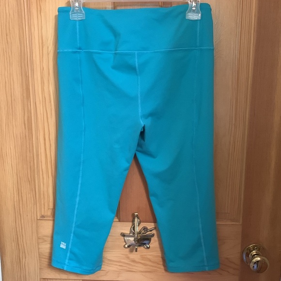 VICTORIA SECRET WORKOUT PANTS - Picture 3 of 3